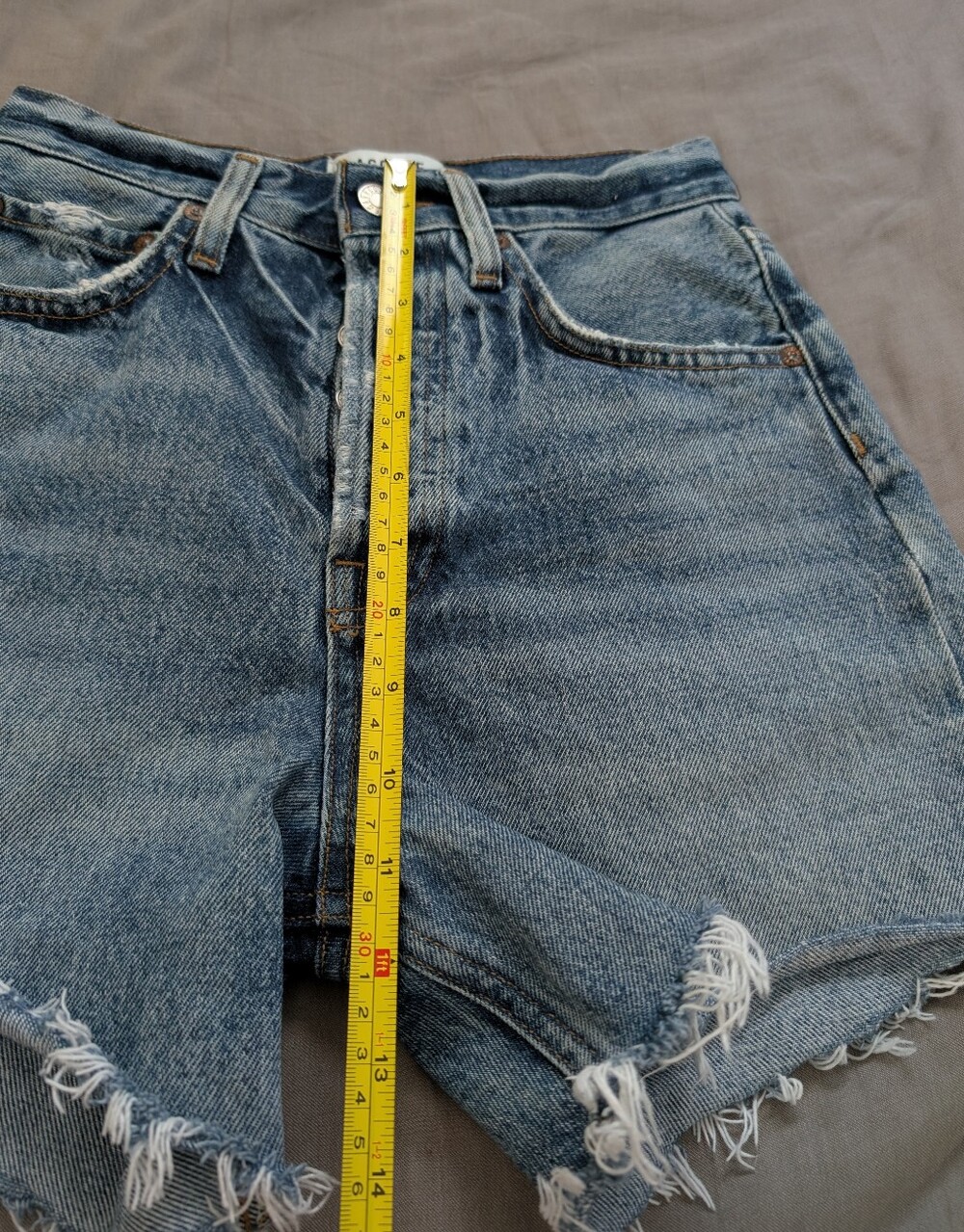 Agolde Riley Jeans Denim Shorts Outsider - Picture 9 of 12